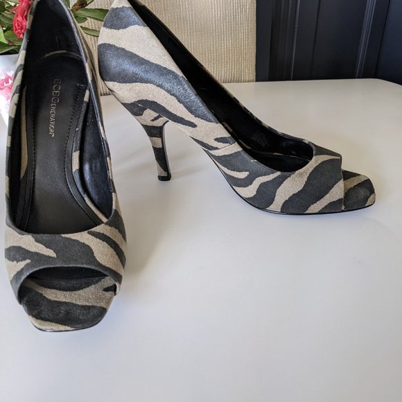 Women's open toe pumps - Picture 3 of 3
